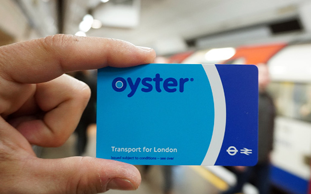 Oyster Card: Pay as you go or Travelcard?